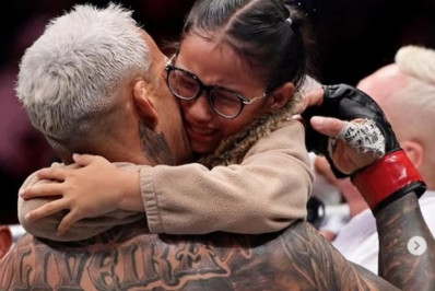 Filha de Charles do Bronx vence campeonato de Jiu-Jitsu e lutador celebra: 'Orgulhoso' 