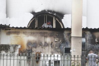Incêndio atinge complexo gastronômico na Praça Mauá; fritadeira elétrica teria causado curto