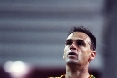 Oscar Schmidt não gostava do apelido 'Mão Santa', revela  ex-técnico