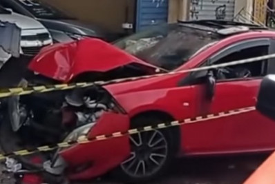 Motorista morre baleado na Abolição; carro chegou a colidir contra loja