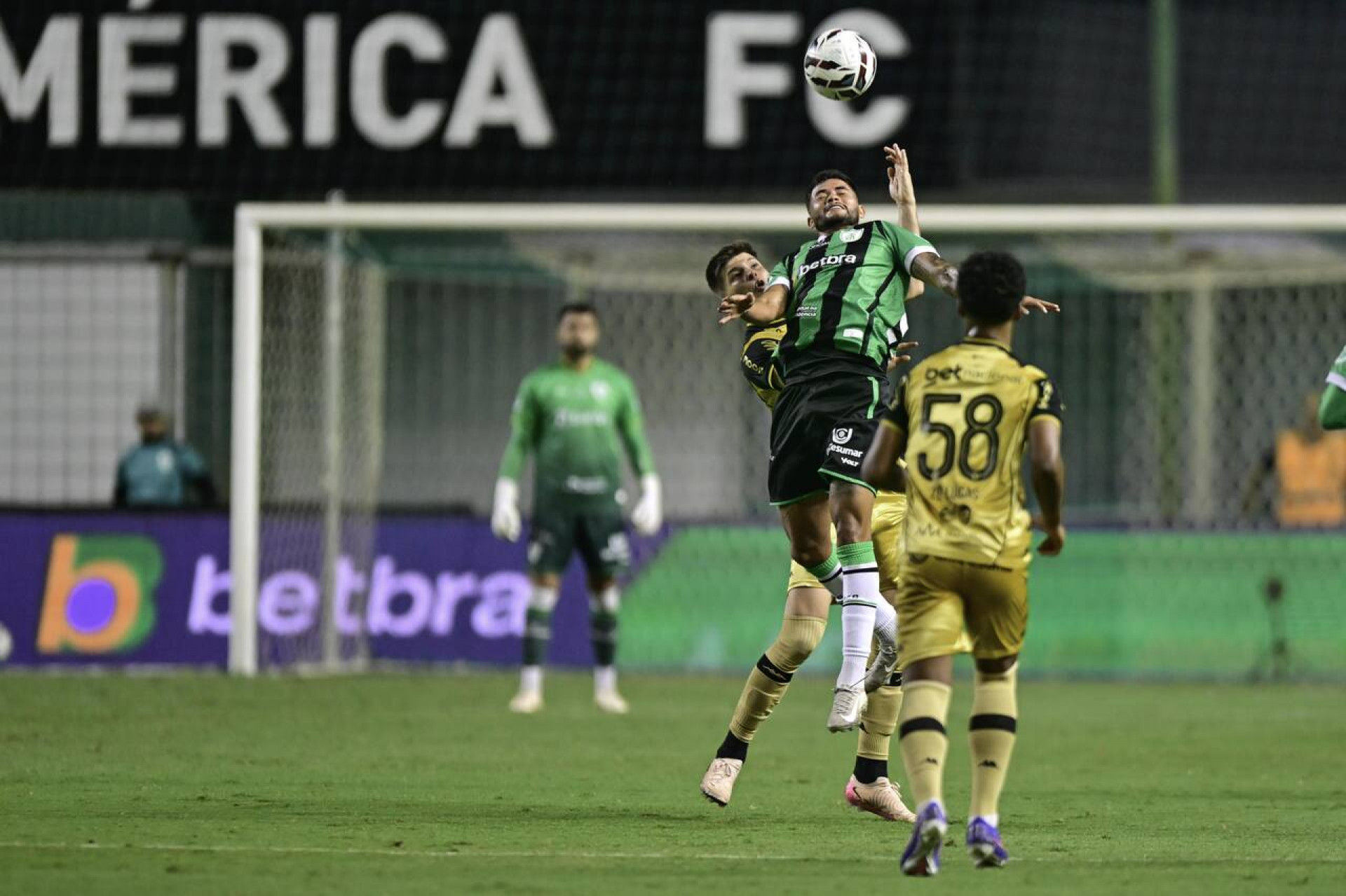 Am&eacute;rica-MG e Sport ficam no zero no Independ&ecirc;ncia