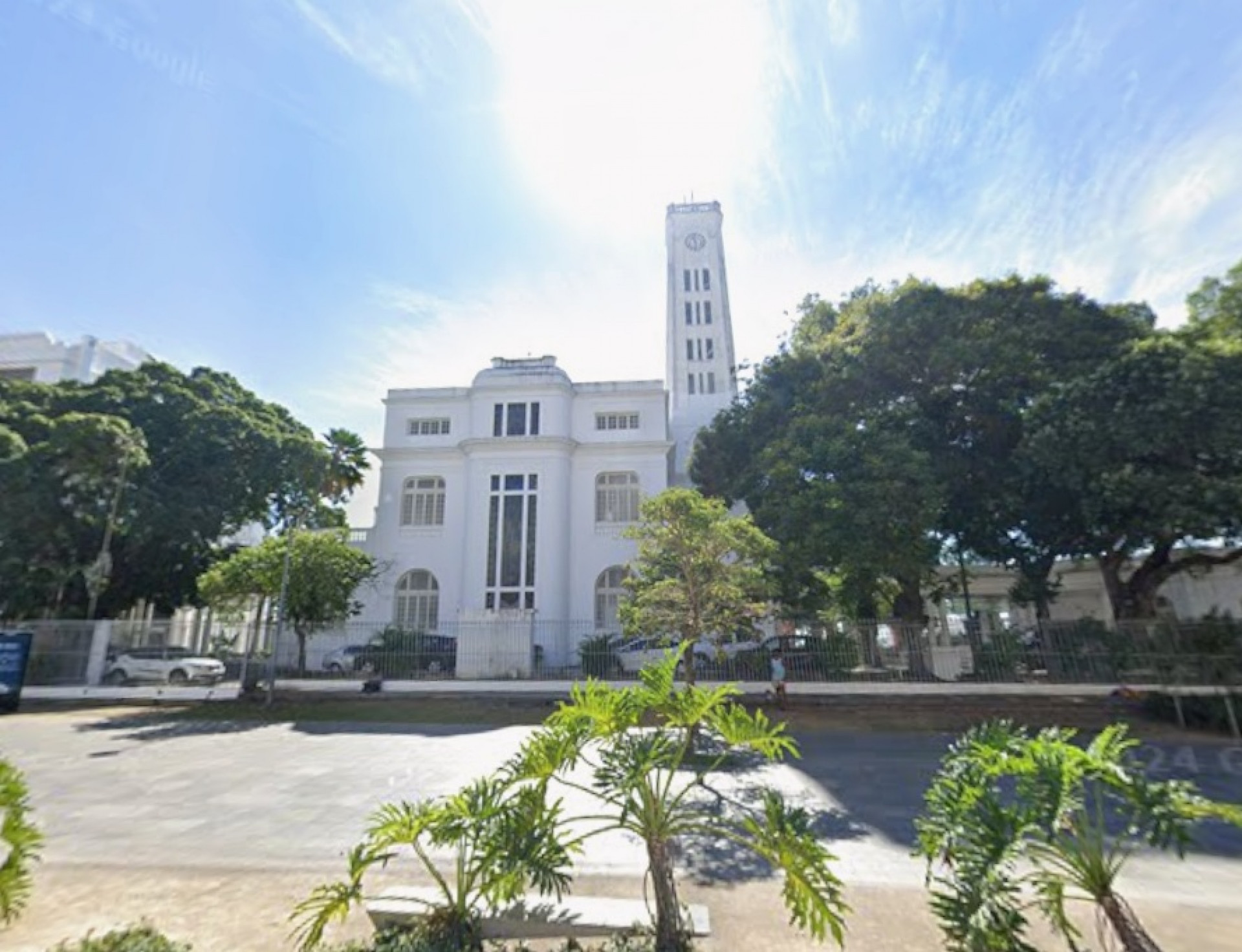 Edif&iacute;cio Touring foi inaugurado na d&eacute;cada de 1920 - Reprodu&ccedil;&atilde;o/Google Street View
