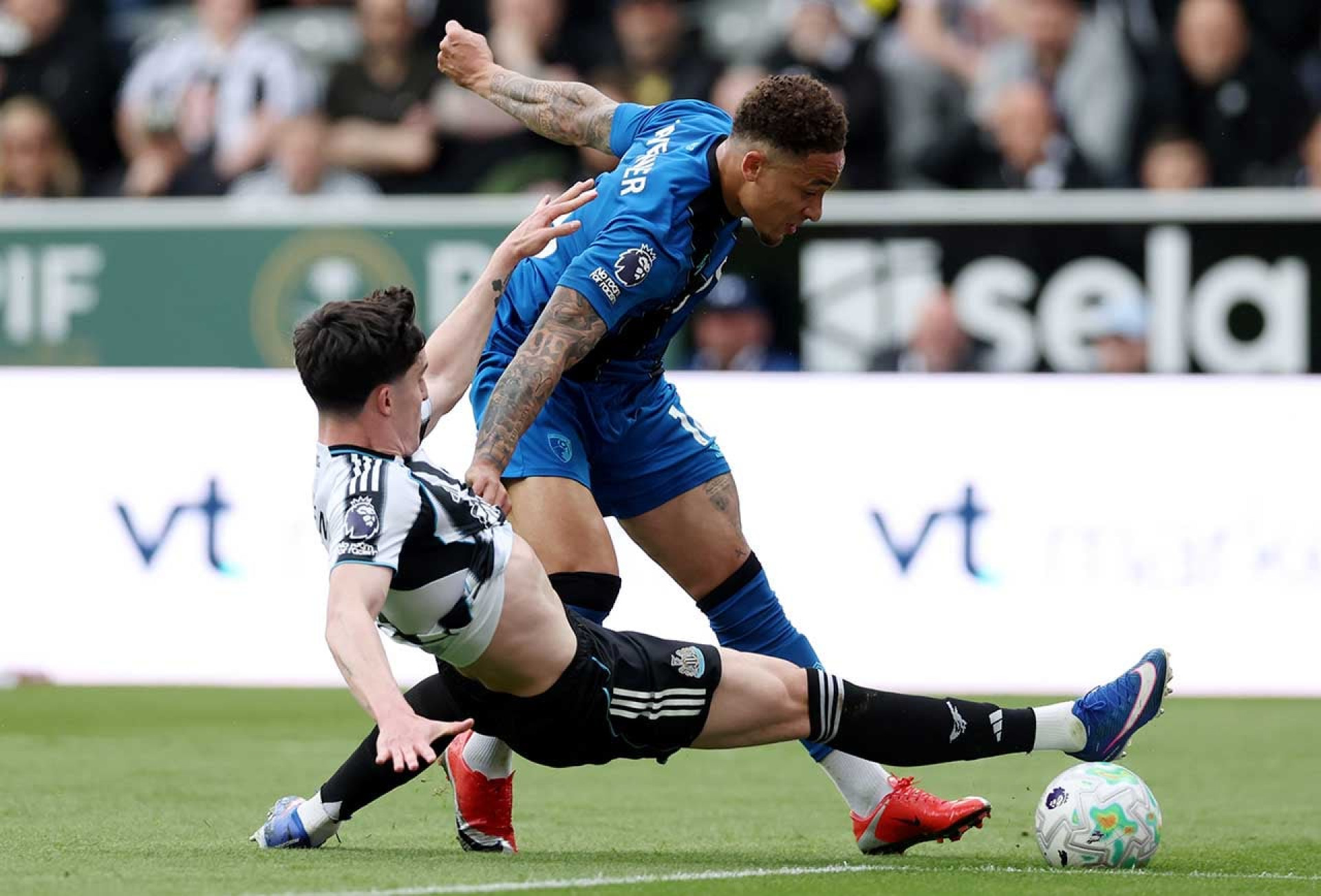 Com assist&ecirc;ncia 100% brasileira, Bournemouth vence o Newcastle