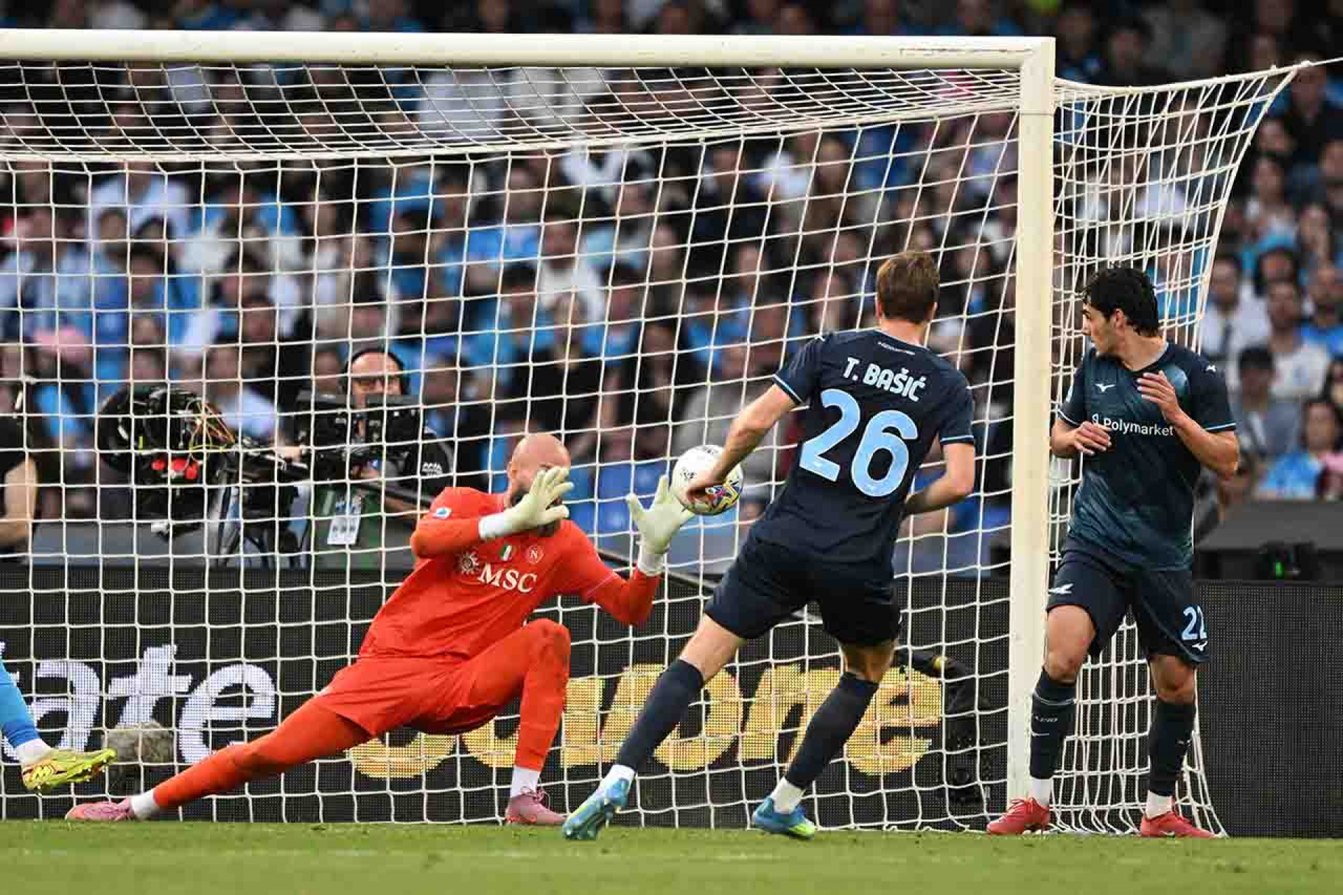 NAPLES, ITALY - APRIL 18: Toma Basic of SS Lazio scores his side second goal during the Serie A match between SSC Napoli and SS Lazio at Stadio Diego Armando Maradona on April 18, 2026 in Naples, Italy. (Photo by Francesco Pecoraro/Getty Images)