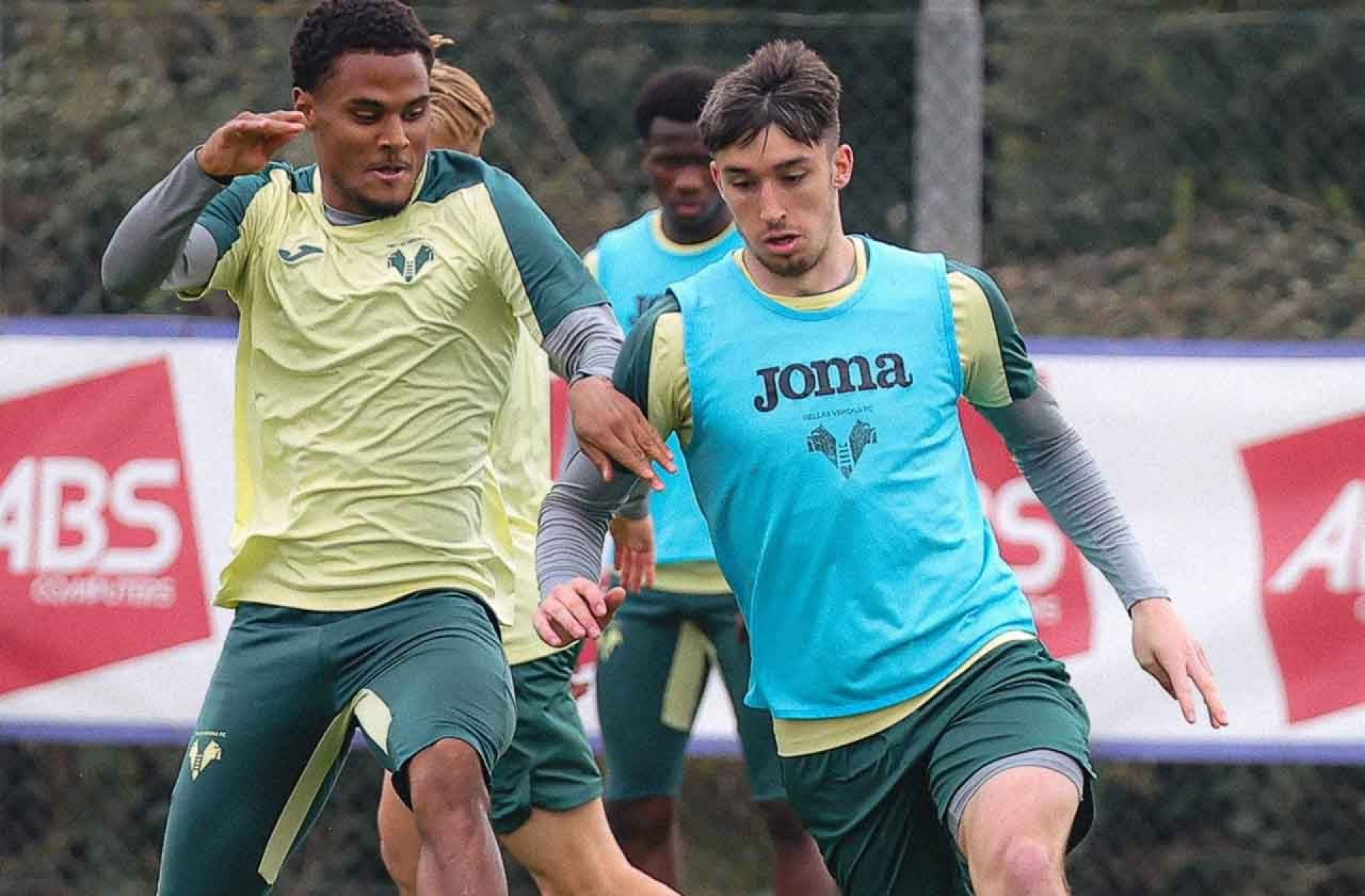 Verona x Milan: onde assistir, escala&ccedil;&otilde;es e arbitragem