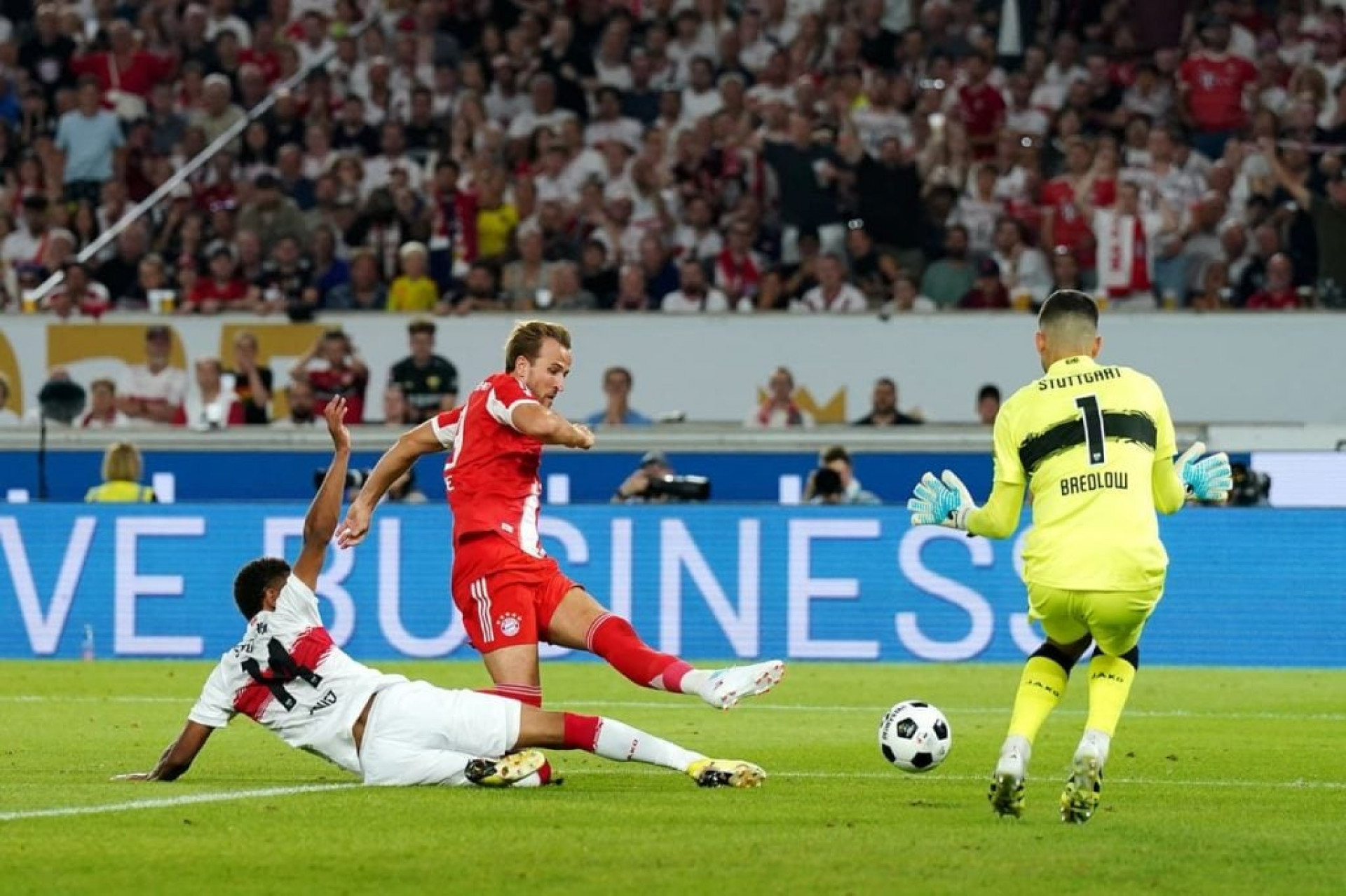 Bayern x Stuttgart: onde assistir, escala&ccedil;&otilde;es e arbitragem