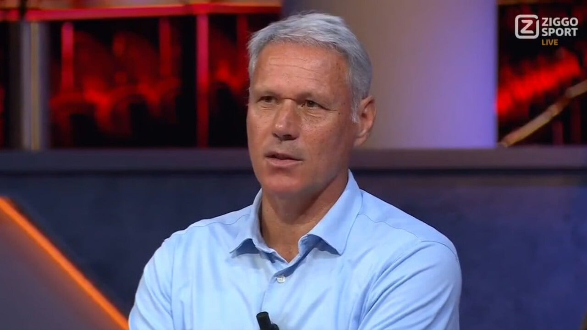 Lenda do futebol registra queixa na pol&iacute;cia contra mulher “possu&iacute;da pelo dem&ocirc;nio”