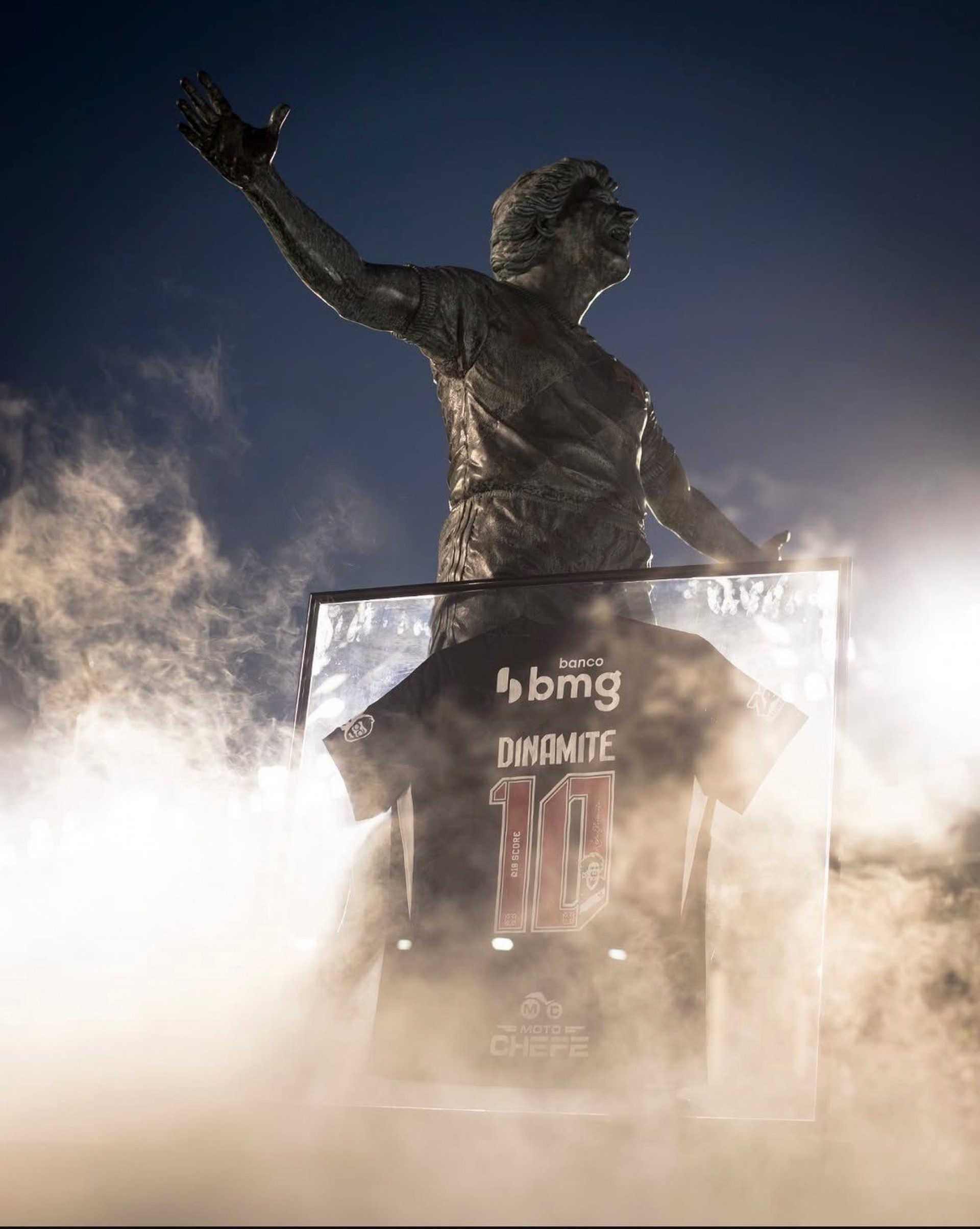 Vasco presta homenagem para Roberto Dinamite - Dikran Sahagian / Vasco