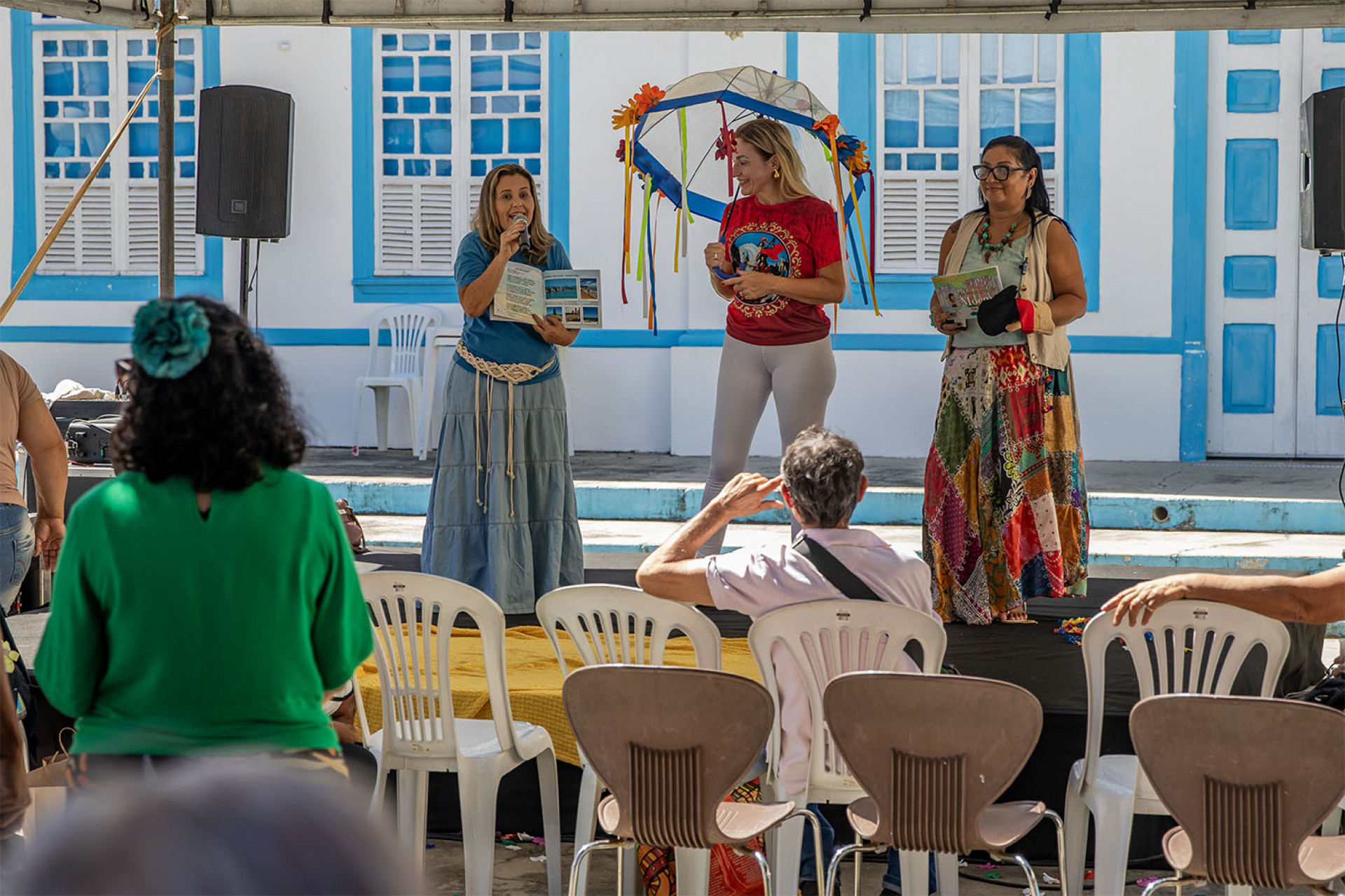 Livro infantil ganha palco e aproxima leitores de histórias que nascem na cidade