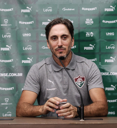 Zubeldía explica escolha por Guga e valoriza mentalidade do Flu