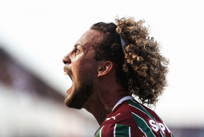 Guga parabeniza o grupo após vitória e se explica por fala que irritou a torcida