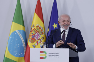 'Mobilização progressista global é um sopro de esperança em tempos de autoritarismo', diz Lula