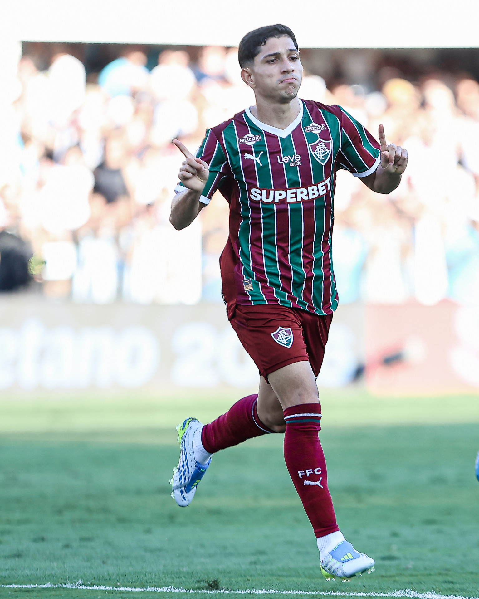 Santos, Brasil - 19/04/2026 - Vila Belmiro.   
Fluminense enfrenta o Santos esta tarde na Vila Belmiro pela 12ª rodada do Campeonato Brasileiro 2026.
FOTO: LUCAS MERÇON / FLUMINENSE F.C.

IMPORTANTE: Imagem destinada a uso institucional e divulgação, seu
uso comercial está vetado incondicionalmente por seu autor e o
Fluminense Football Club.É obrigatório mencionar o nome do autor ou
usar a imagem.
.
IMPORTANT: Image intended for institutional use and distribution.
Commercial use is prohibited unconditionally by its author and
Fluminense Football Club. It is mandatory to mention the name of the
author or use the image.
.
IMPORTANTE: Imágen para uso solamente institucional y distribuición. El
uso comercial es prohibido por su autor y por el Fluminense FootballClub. 
És mandatório mencionar el nombre del autor ao usar el imágen. - LUCAS MERÇON / FLUMINENSE F.C.