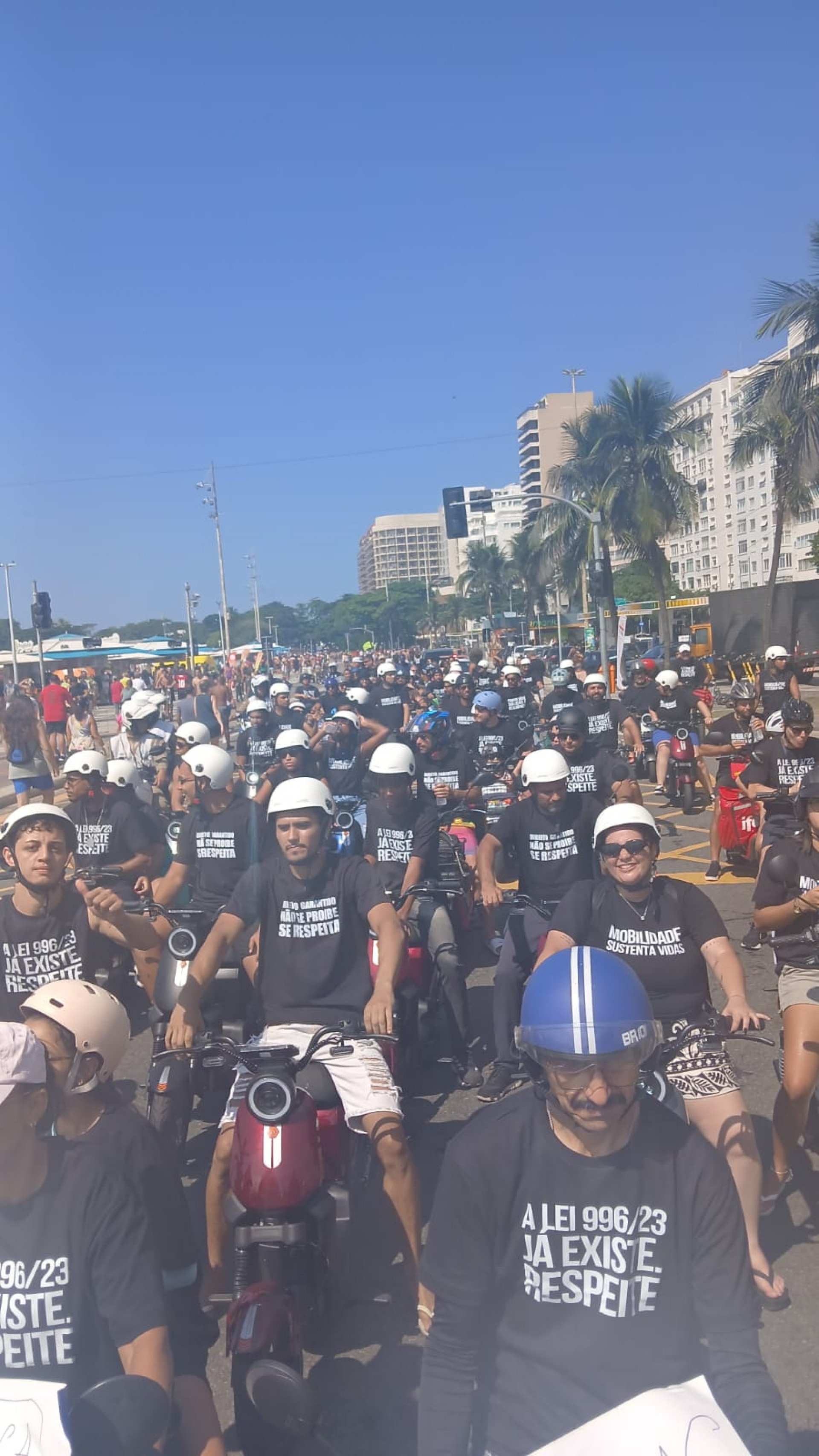 Condutores de autopropelidos realizaram ato na Avenida Atlântica, em Copacabana - Arquivo Pessoal