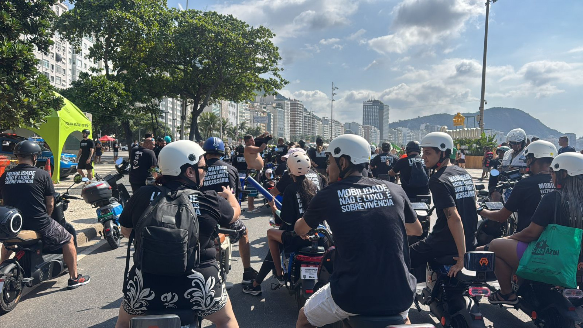Condutores de autopropelidos realizaram ato na Avenida Atlântica, em Copacabana - Arquivo Pessoal