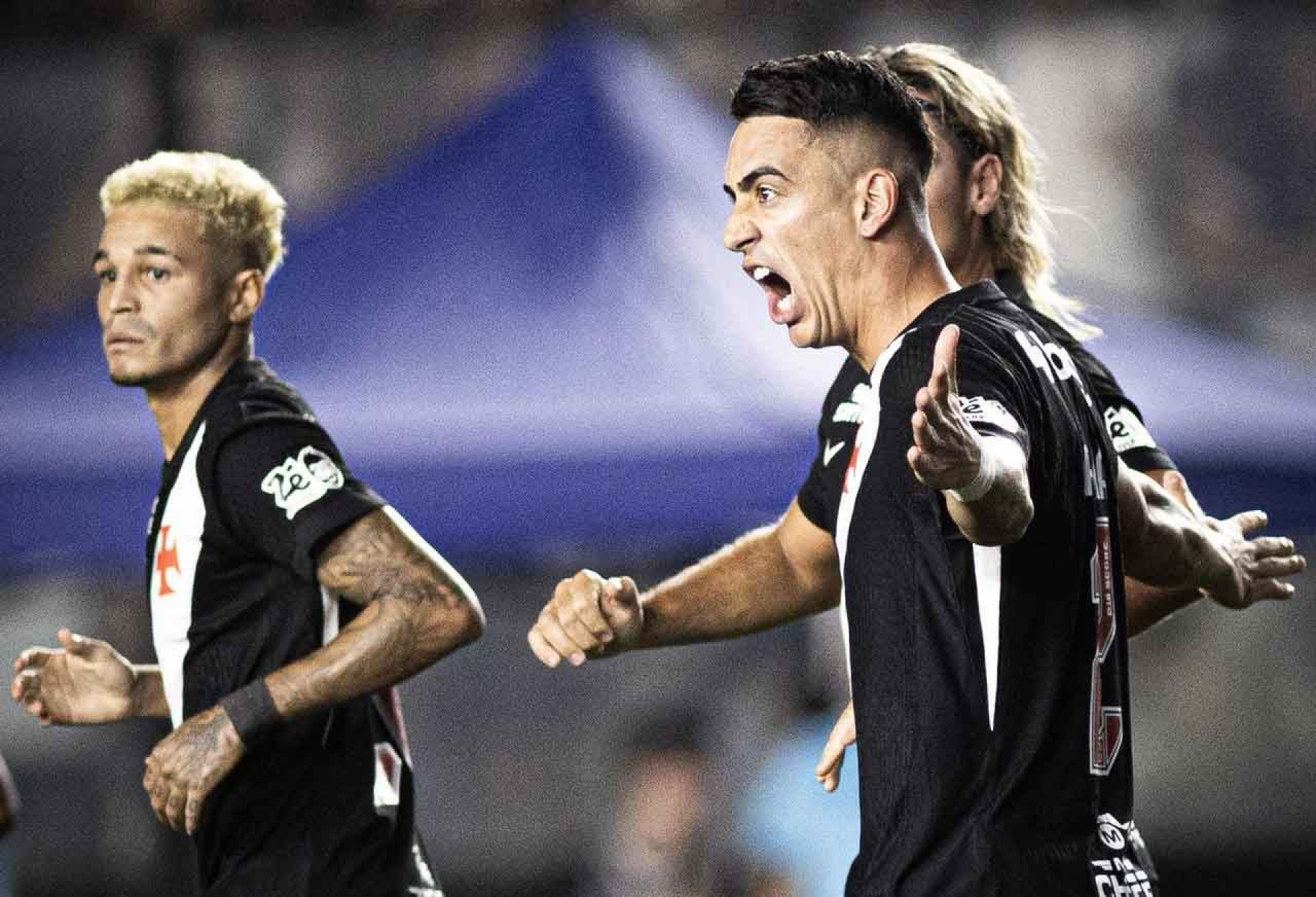 “Quando crian&ccedil;a, jogava como atacante”, revela Puma