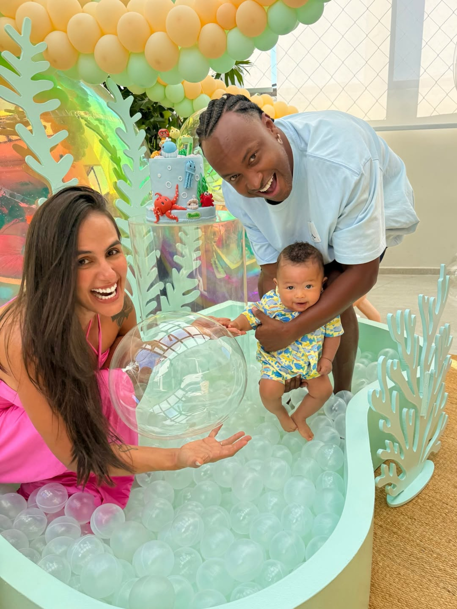 Thiguinho e Carol Peixinho comemoraram os 7 meses do filho, Bento - Reprodução / Instagram