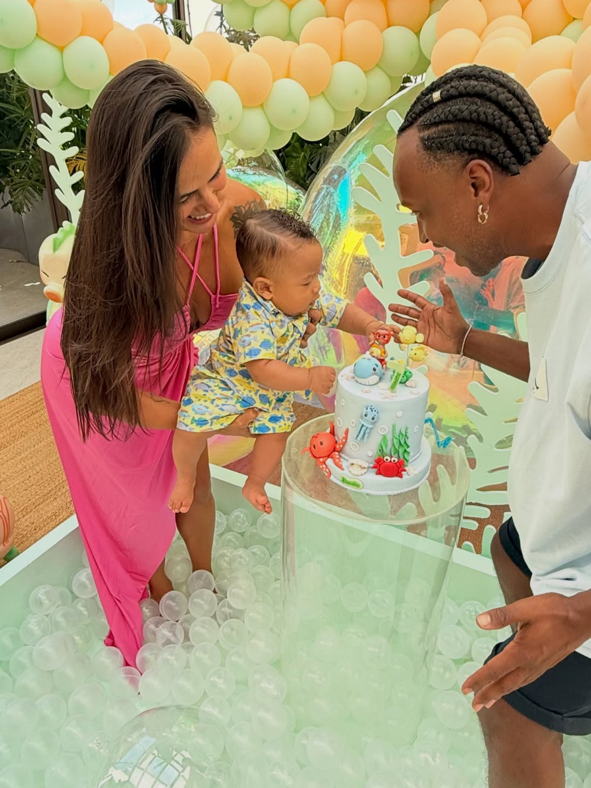 Thiguinho e Carol Peixinho comemoraram os 7 meses do filho, Bento - Reprodução / Instagram