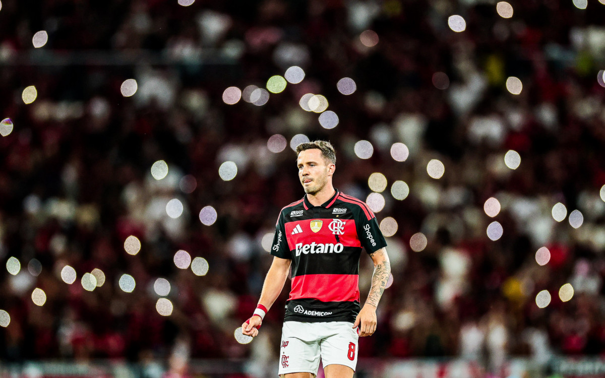 Saúl voltou oficialmente aos gramados em 2026, pelo Flamengo