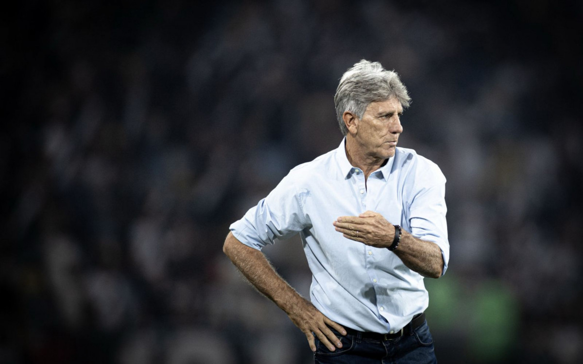 Conmebol suspende Renato Gaúcho por três jogos do Vasco na Sul-Americana