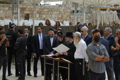 Milei e Netanyahu firmam acordos de cooperação em Jerusalém