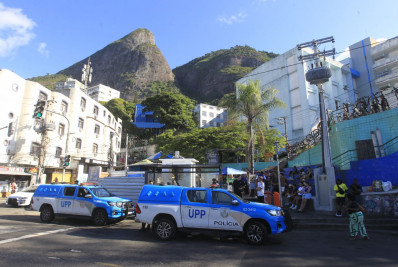 Turistas revelam momentos de tensão em meio a tiroteio no Vidigal: 'Muito medo'