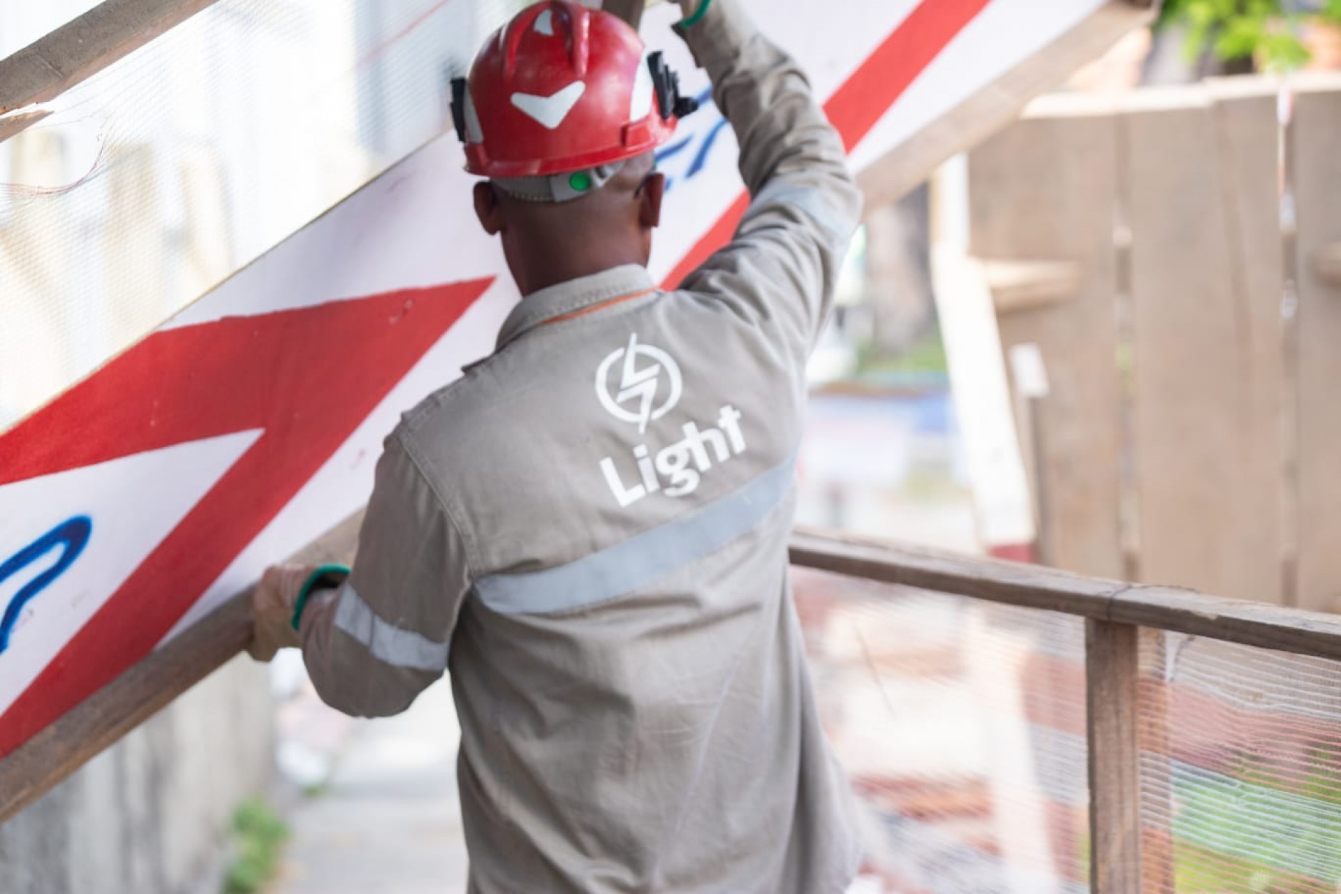 Intervenções no trânsito da Rua Cachambi começaram no último sábado (18) - Érica Martin / Agência O Dia