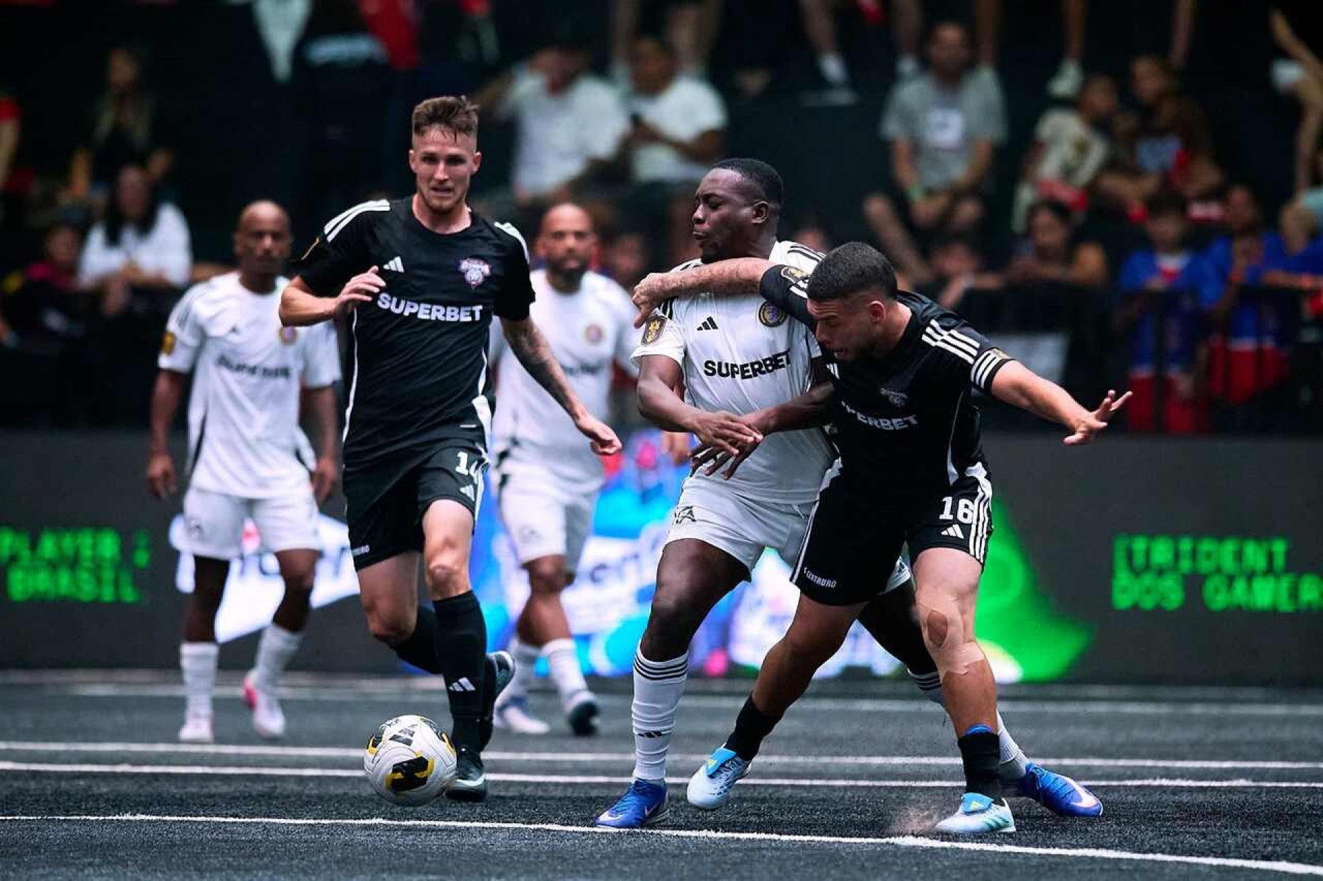 Desimpain vence Funkbol e segue vivo por vaga no Mundial da Kings League