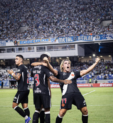 Spinelli brilha, Vasco vence Paysandu e abre vantagem na Copa do Brasil