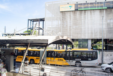 Confira o esquema especial do BRT na Transolímpica após incêndio em estação