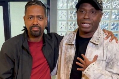 Boneco e Edilson se abraçam e encerram conflito após o reality