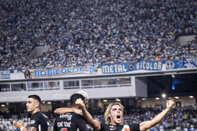 Spinelli marca duas vezes, Vasco vence Paysandu e abre vantagem na Copa do Brasil