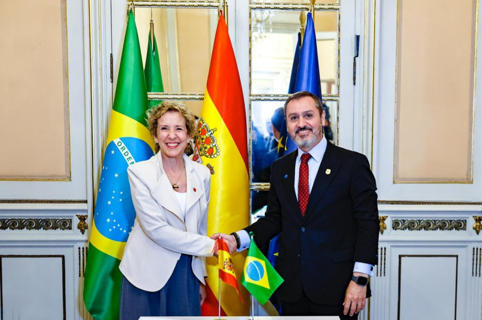 Diretor-geral da PF participa de reunião com secretária de Estado da Segurança da Espanha