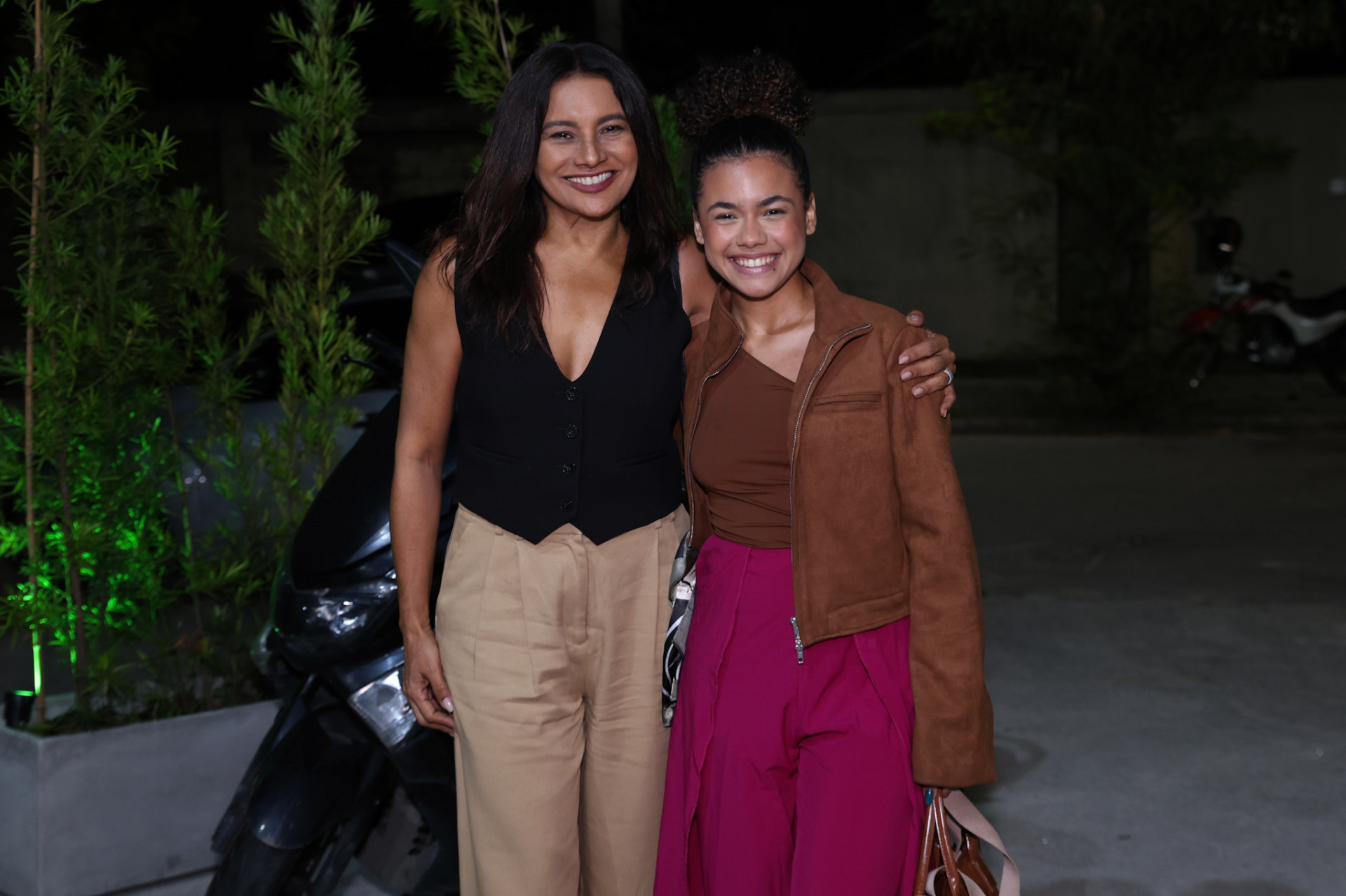 Dira Paes e Alana Cabral  - Roberto Filho / Brazil News