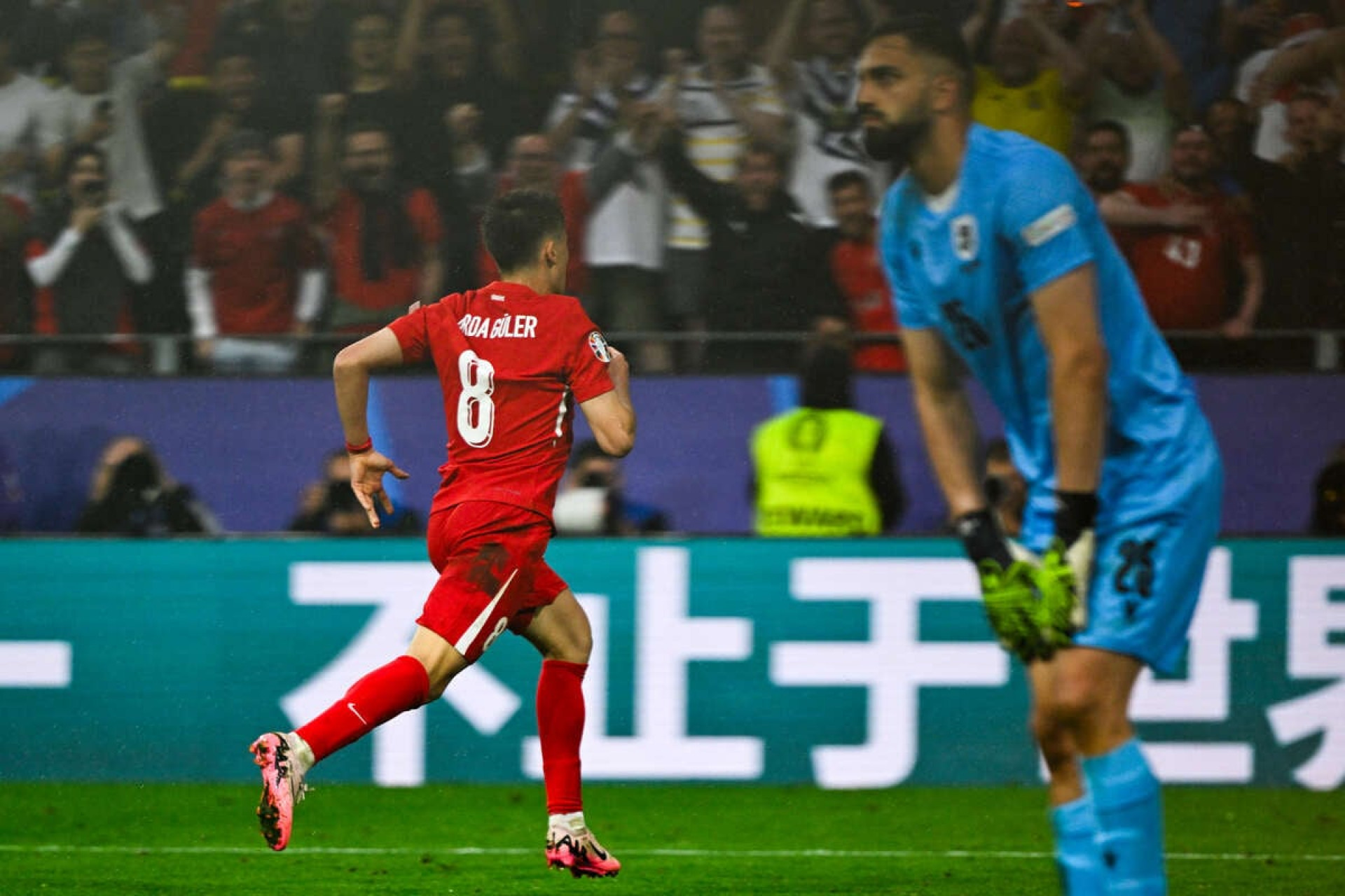 Feras da Copa: Arda Guler, o jovem craque da Turquia