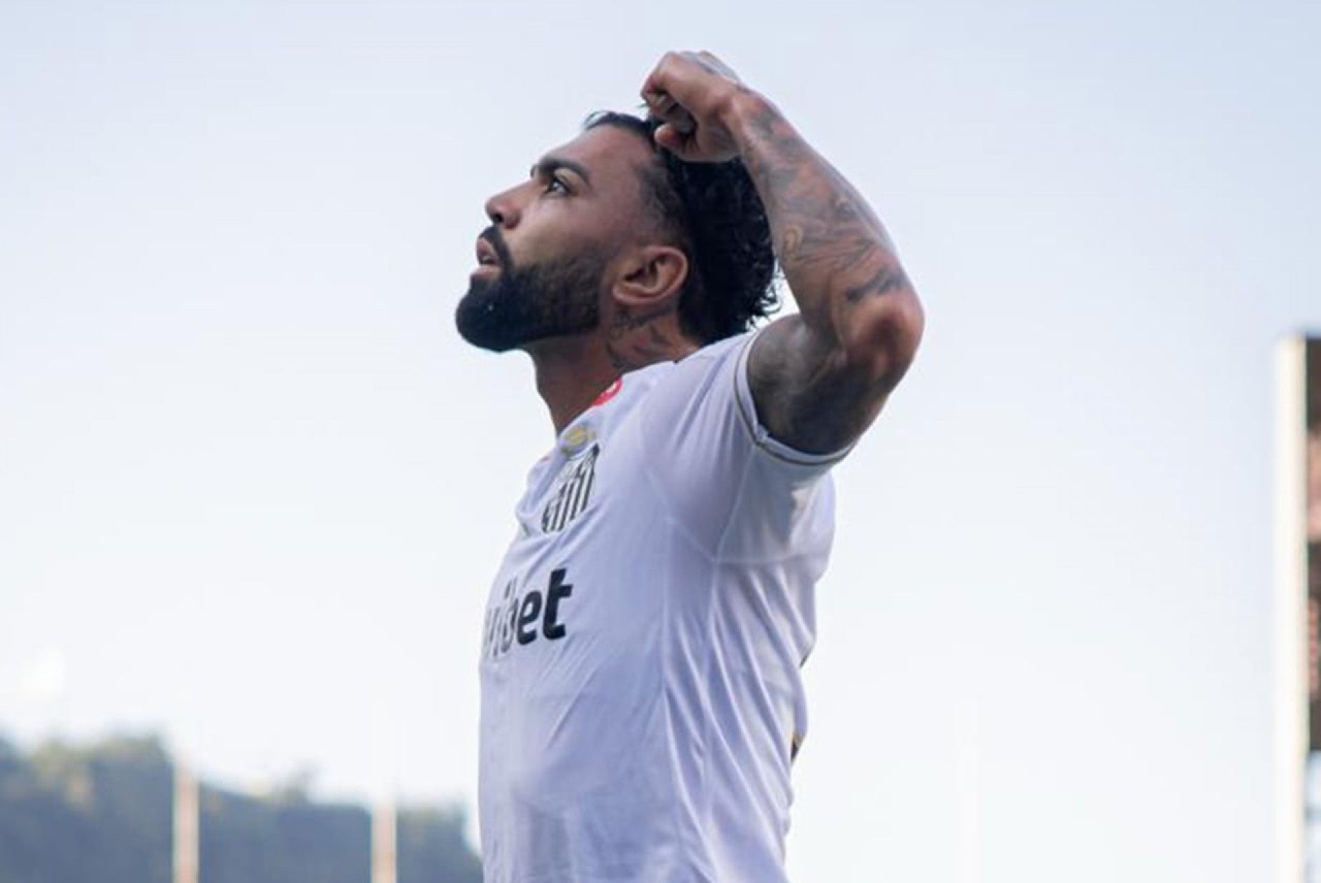 Gabigol vive fase de gar&ccedil;om e lidera ataque do Santos
