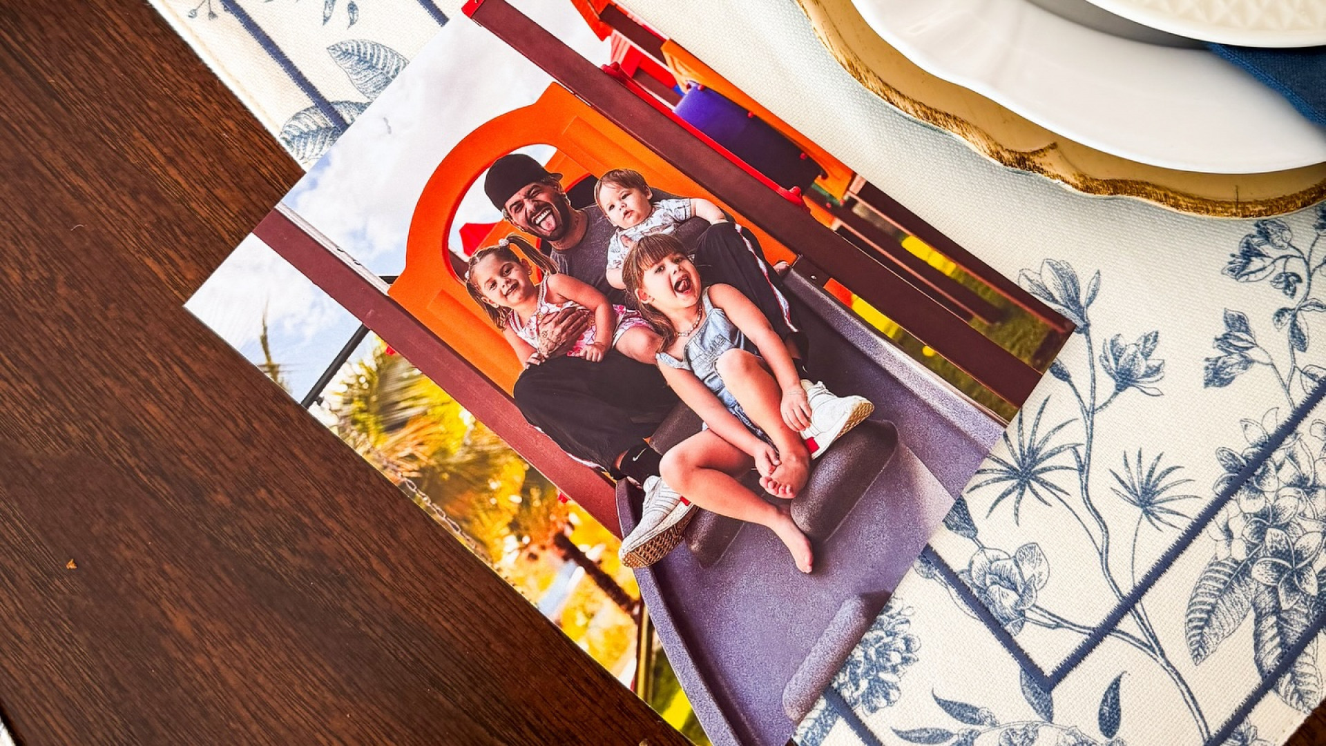 Zé Felipe comemora aniversário com os filhos e detalhe no bolo chama atenção - Reprodução Instagram