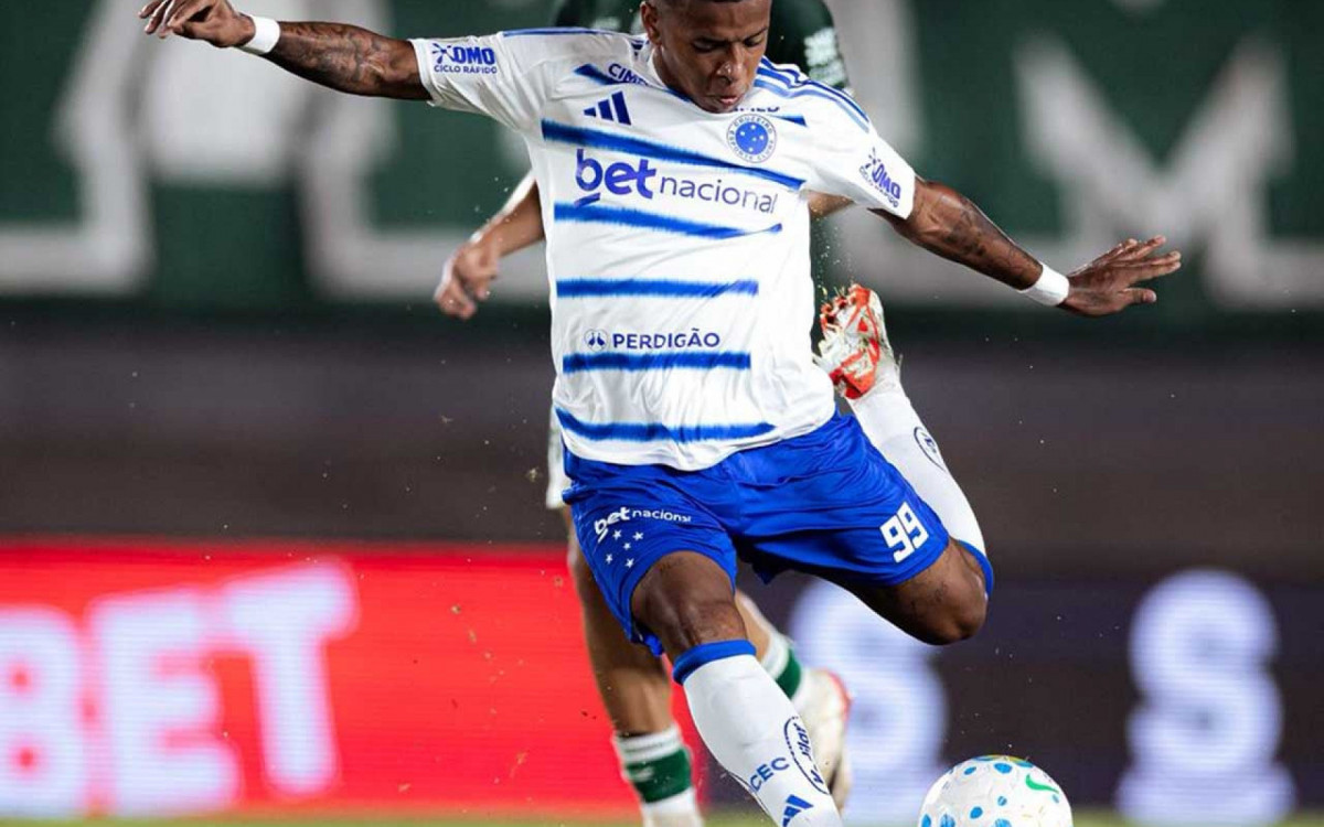 Cruzeiro vacila nos acr&eacute;scimos e empata com Goi&aacute;s pela Copa do Brasil