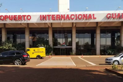 Avião que transportava R$ 15 milhões cai, e dinheiro é saqueado por moradores