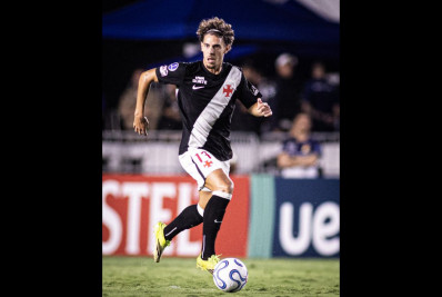 Nuno Moreira analisa perda de espaço no Vasco: 'Temos altos e baixos'