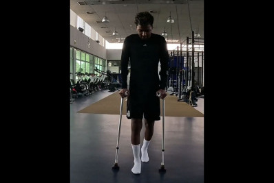 Vídeo! Fora da Copa, Rodrygo celebra avanço em tratamento e faz embaixadinhas