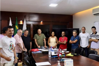 Prefeito se reúne com associações de moradores em São Pedro da Aldeia