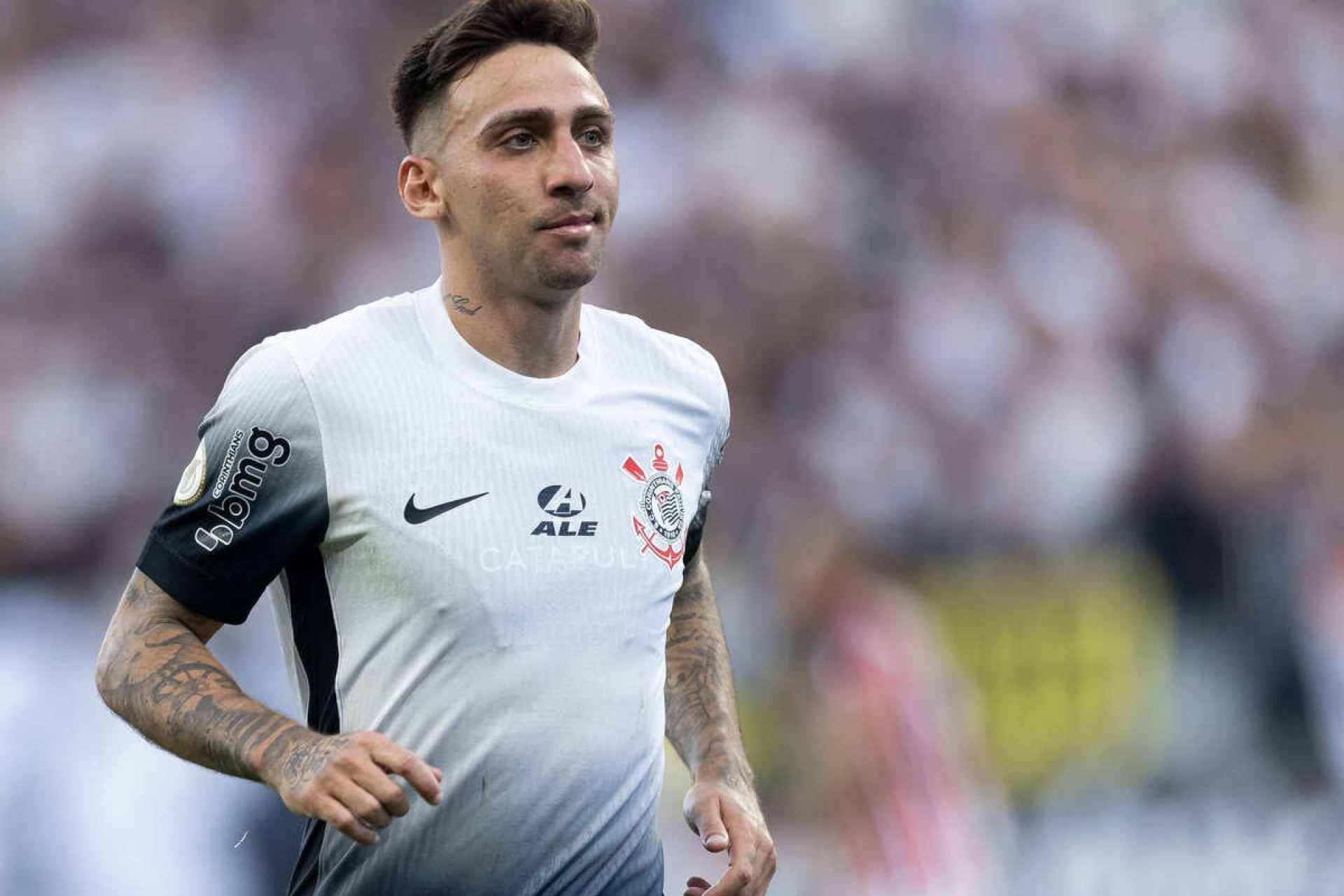 Ex-Corinthians, Gustavo Silva valoriza grande atua&ccedil;&atilde;o no futebol japon&ecirc;s