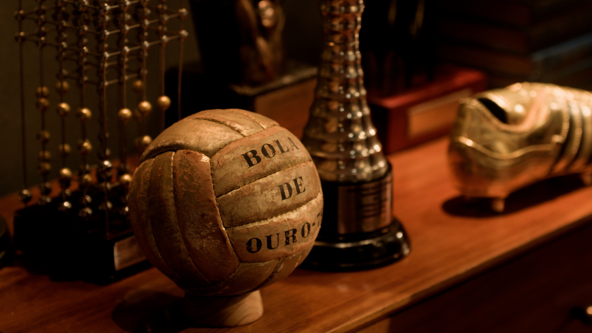 Bola de Ouro de 1979: prêmio de melhor jogador brasileiro no ano - Divulgação