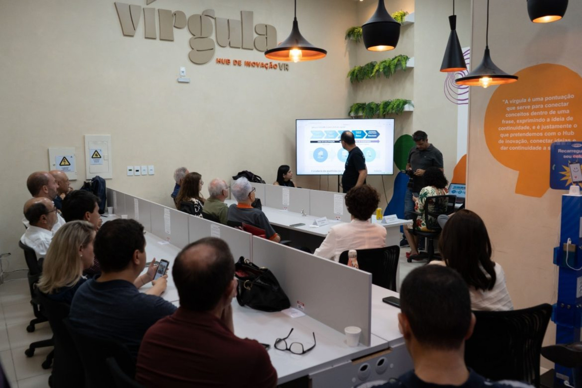 Pré-aceleração do ‘Vírgula Startups