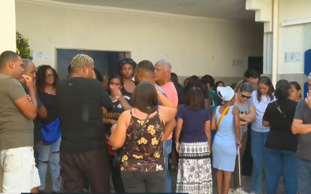 Daniel Patrício Santos de Oliveira, de 29 anos, foi sepultado no Cemitério de Inhaúma
