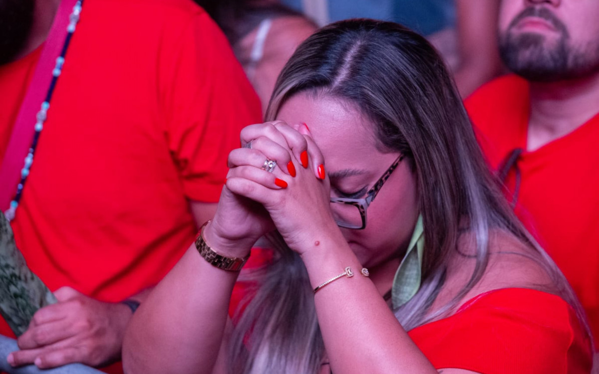 Fé em São Jorge lota igreja matriz em Quintino - Érica Martin/Agência O DIA