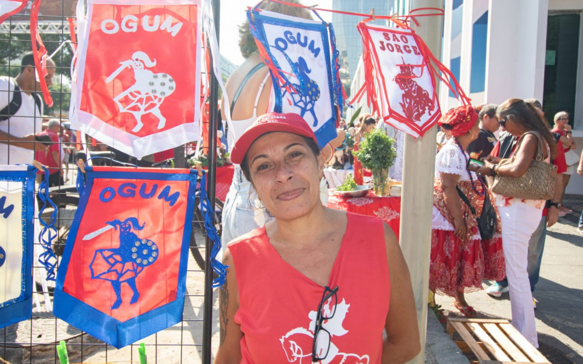 Ana Cruz no Santu&aacute;rio de S&atilde;o Jorge no Centro