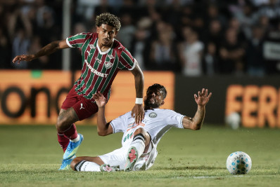 John Kennedy aprova empate do Fluminense: 'Saímos em vantagem'