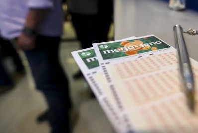 Mega-Sena acumula e vai sortear R$ 100 milhões no sábado